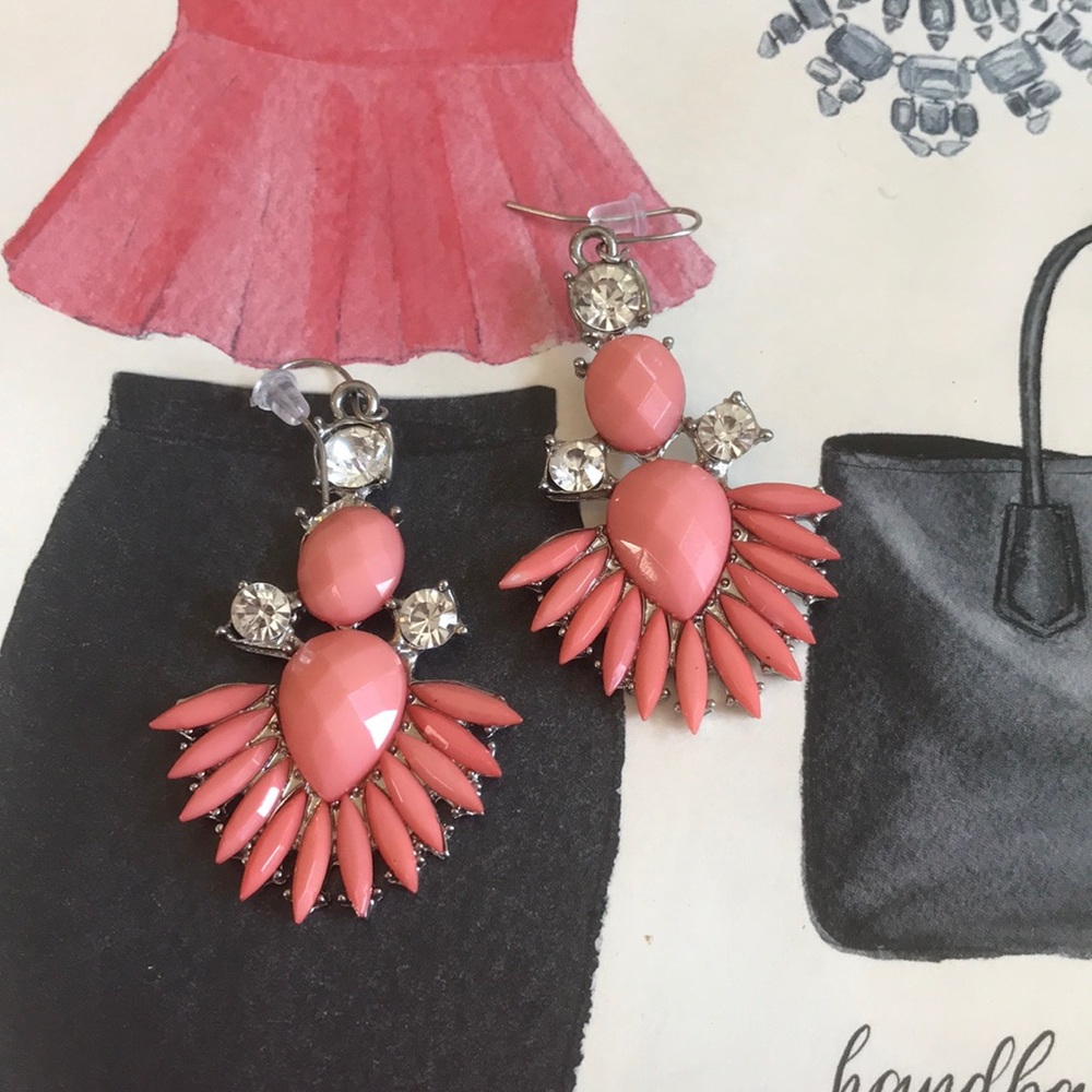 Boutique Earrings NWOT